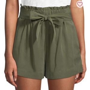 🎁 BCBG Shorts 🎁